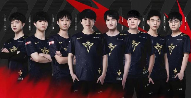 首秀中均 首秀中均