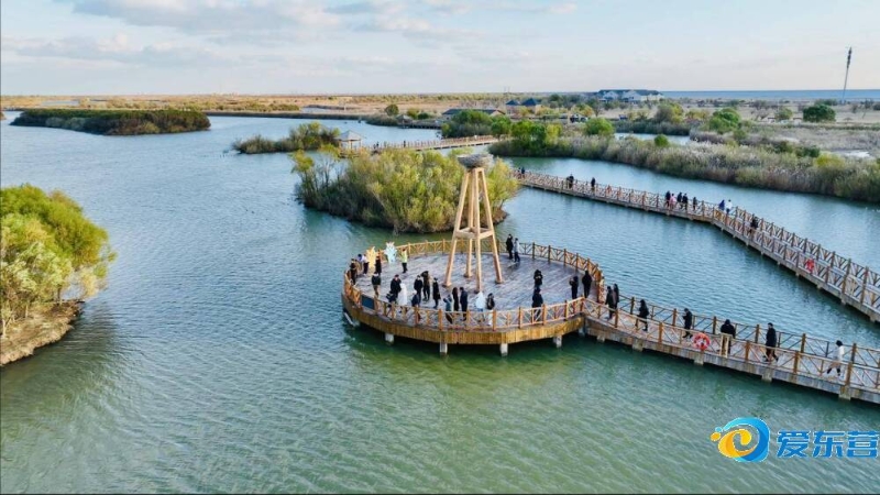 滑雪热遇上亚冬会 亚布力滑雪旅游度假区爆单了.